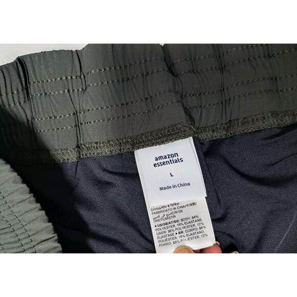 Amazon Essentials Women's 4" Stretch Woven Running Short Size L - Picture 7 of 8